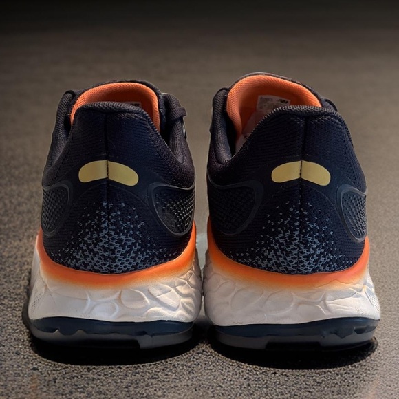 🔥NEW BALANCE FRESH FOAM 1080🔥 - Picture 3 of 7